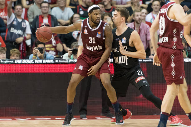 使球队攻防 使球队攻防