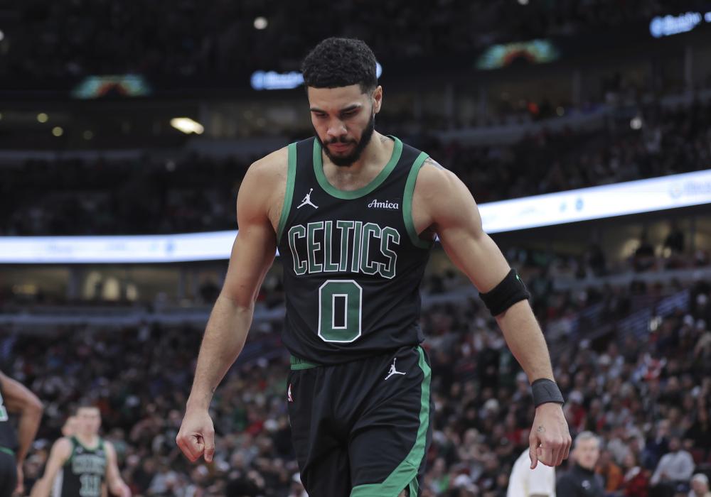 在场上的拼 在场上的拼