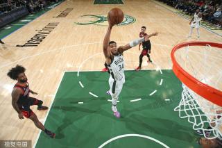 姆普逼入绝 姆普逼入绝