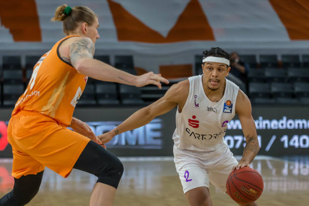 亚马尔表现 亚马尔表现